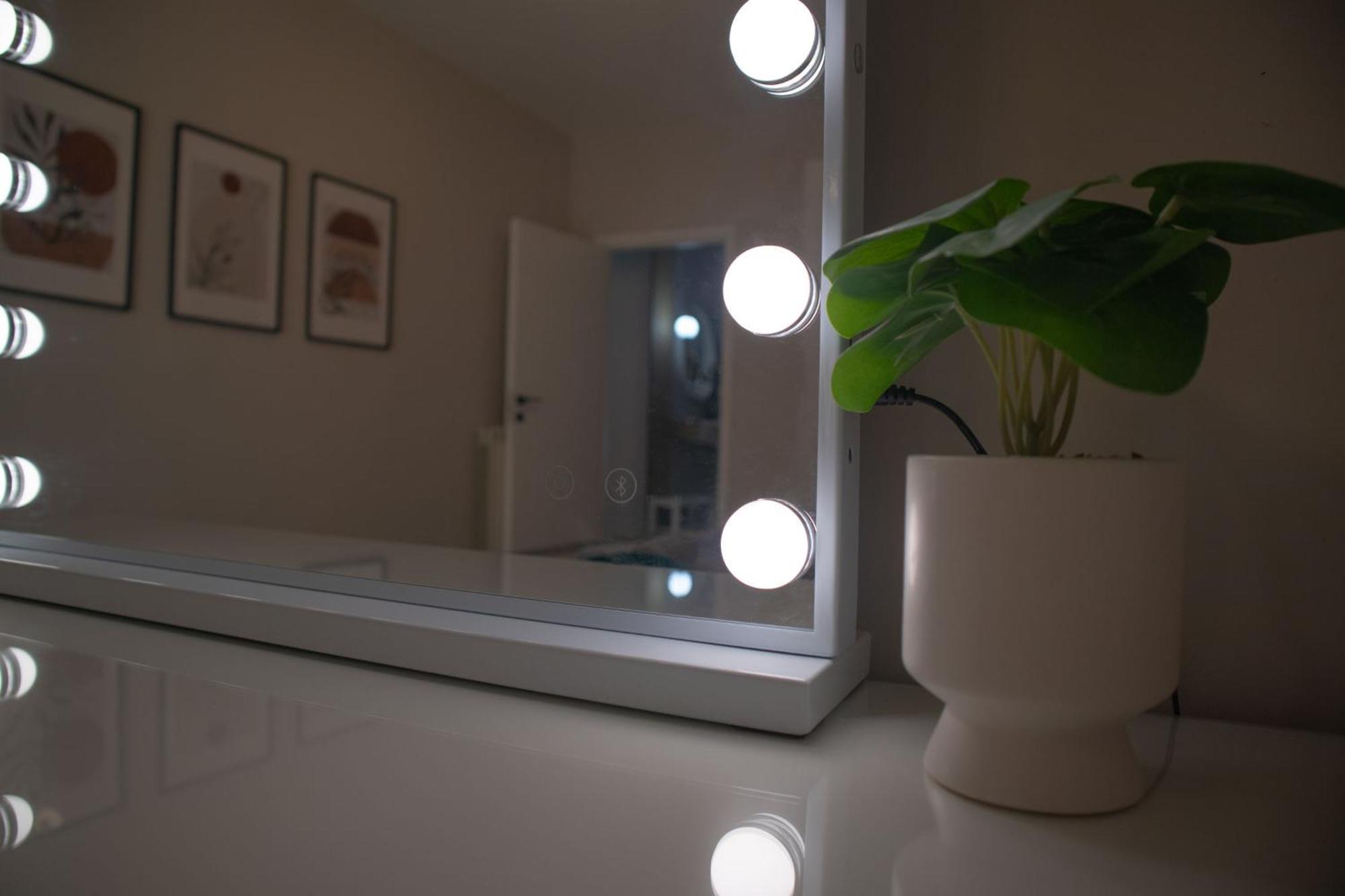 Sara'S Home - Modern Apartment Near Metro, Perfect For Families And Groups In Roma Ngoại thất bức ảnh