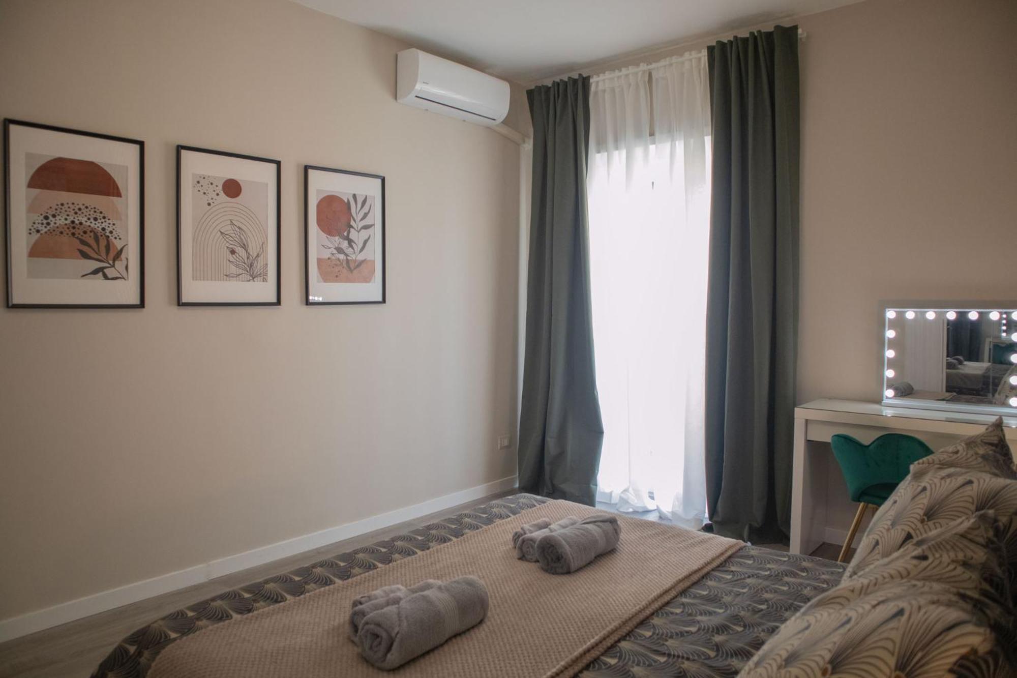 Sara'S Home - Modern Apartment Near Metro, Perfect For Families And Groups In Roma Ngoại thất bức ảnh