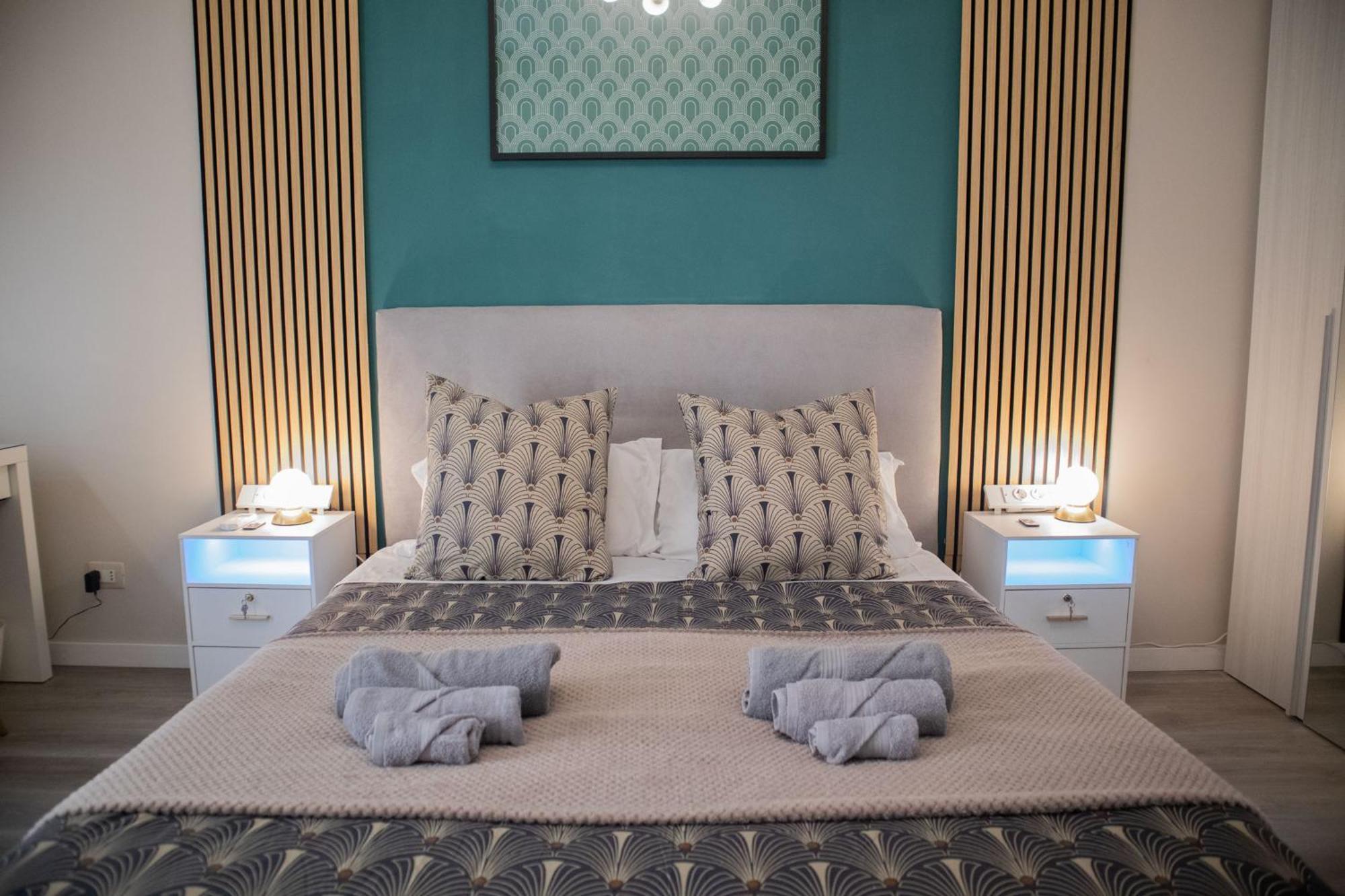Sara'S Home - Modern Apartment Near Metro, Perfect For Families And Groups In Roma Ngoại thất bức ảnh